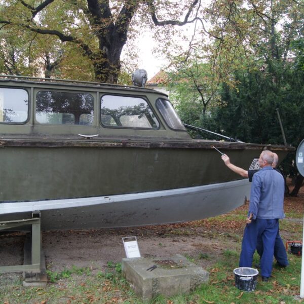 Renovace policejní lodi HČ PS 142