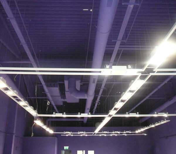 Nástřik klimatizací ASICS Fashion arena